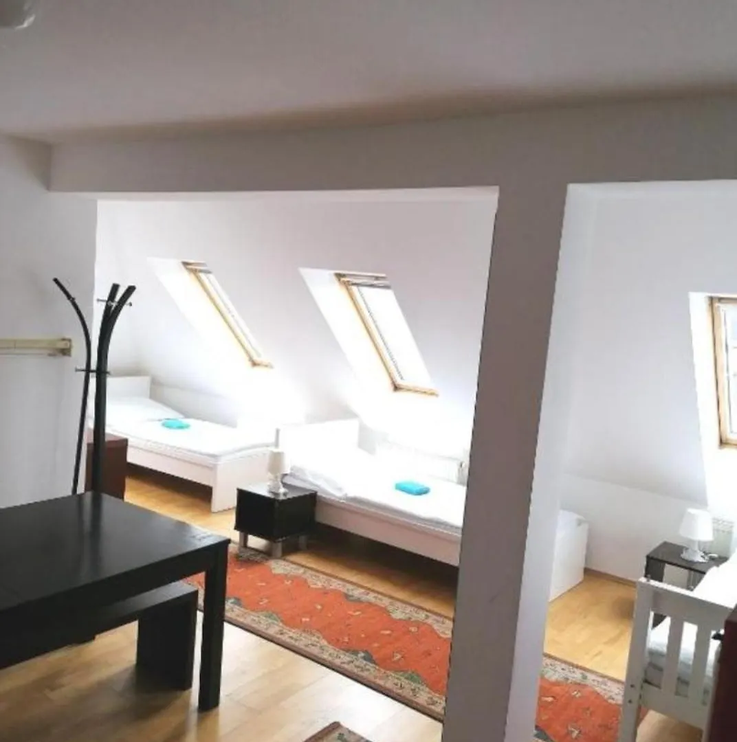 Δωμάτια σε οικογενειακή κατοικία Vienna Rooms Nr 14
